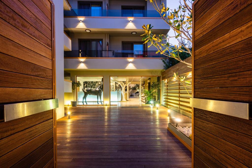 Bourtzi Hotel (Skiathos Town) 