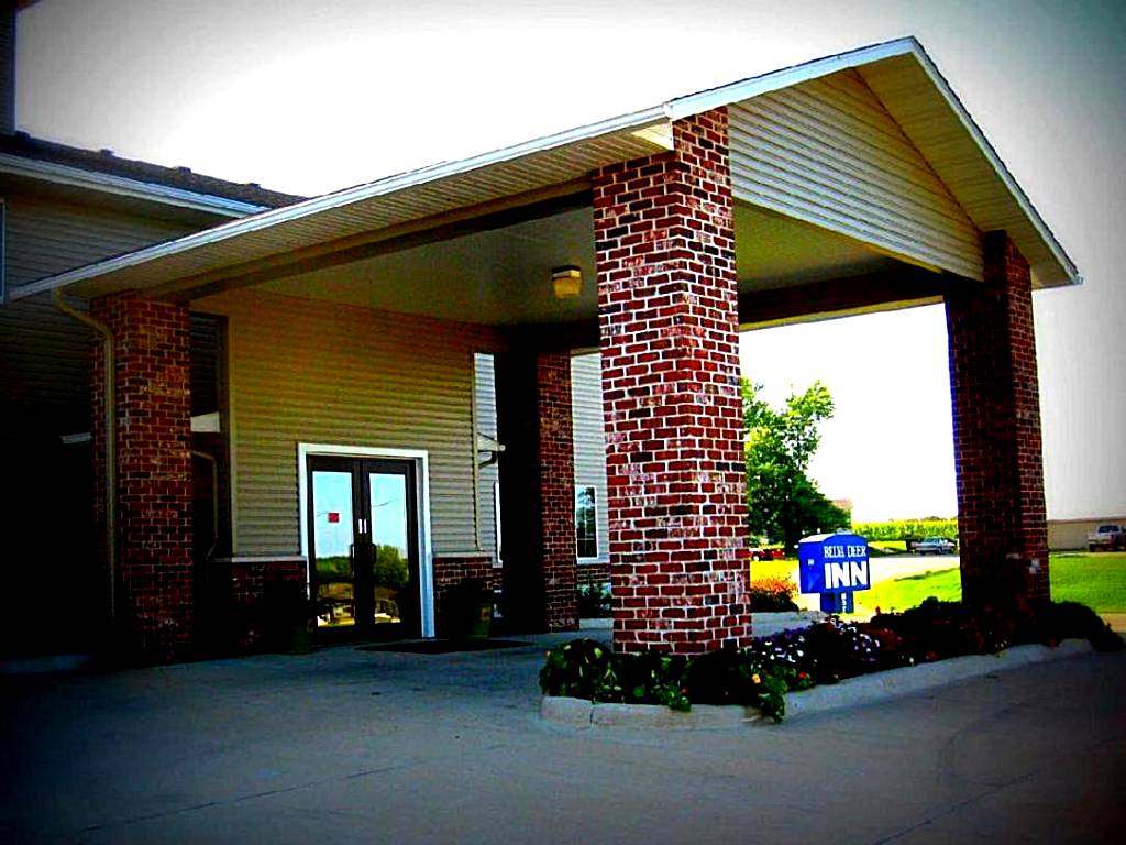 Belva Deer Inn (Sigourney) 