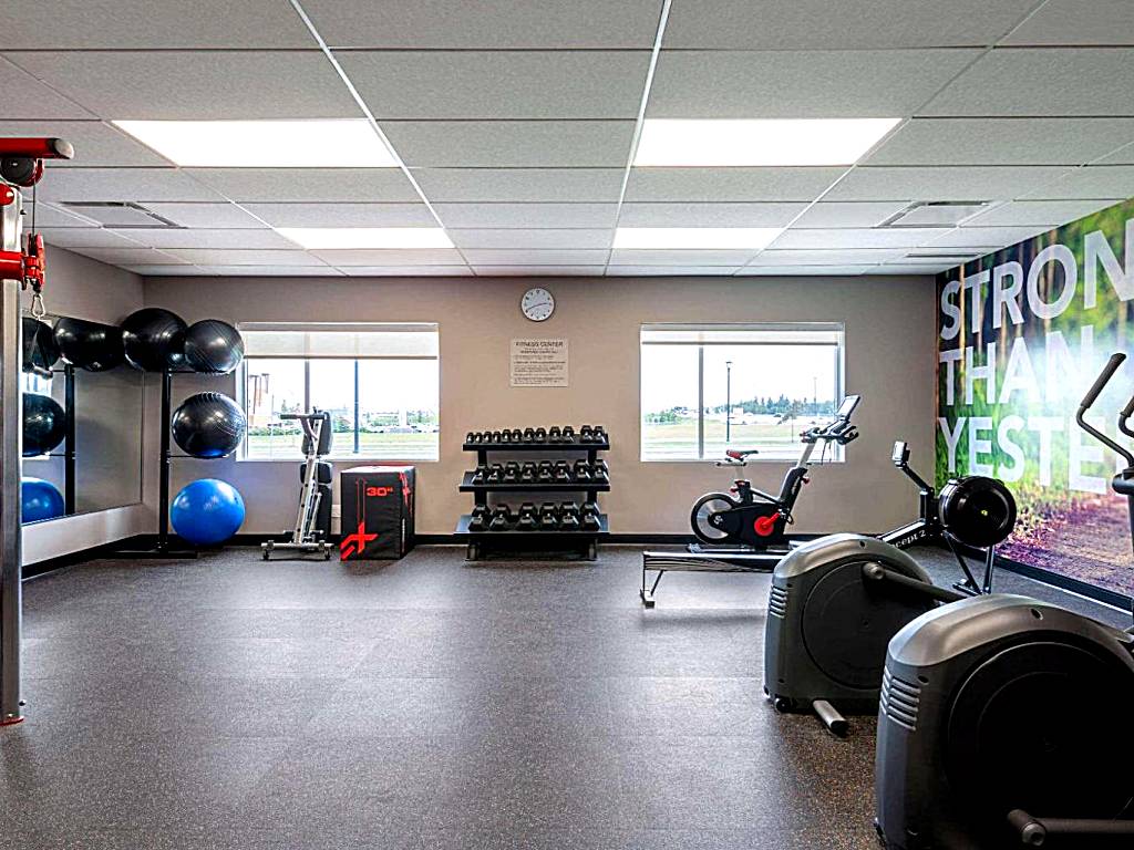 Wingate by Wyndham Kanata West Ottawa