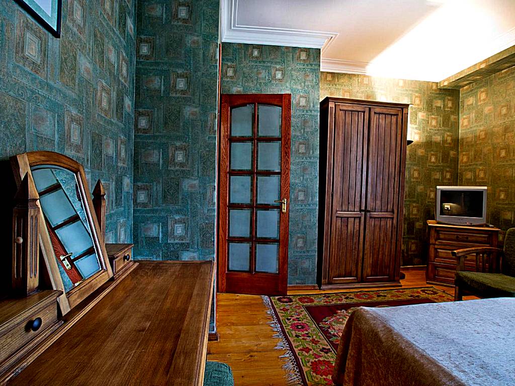 Hotel Kopala: King Suite with Balcony