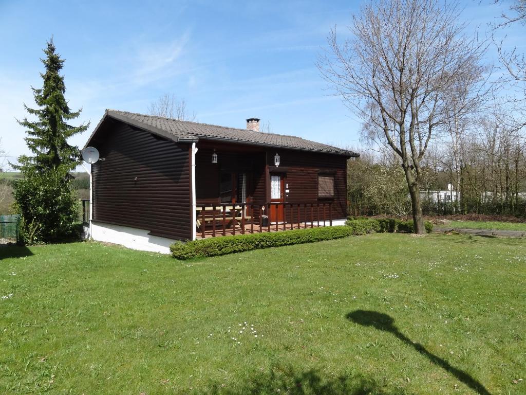 Les Ardennes Ensoleillées "Bienvenidos" met garage