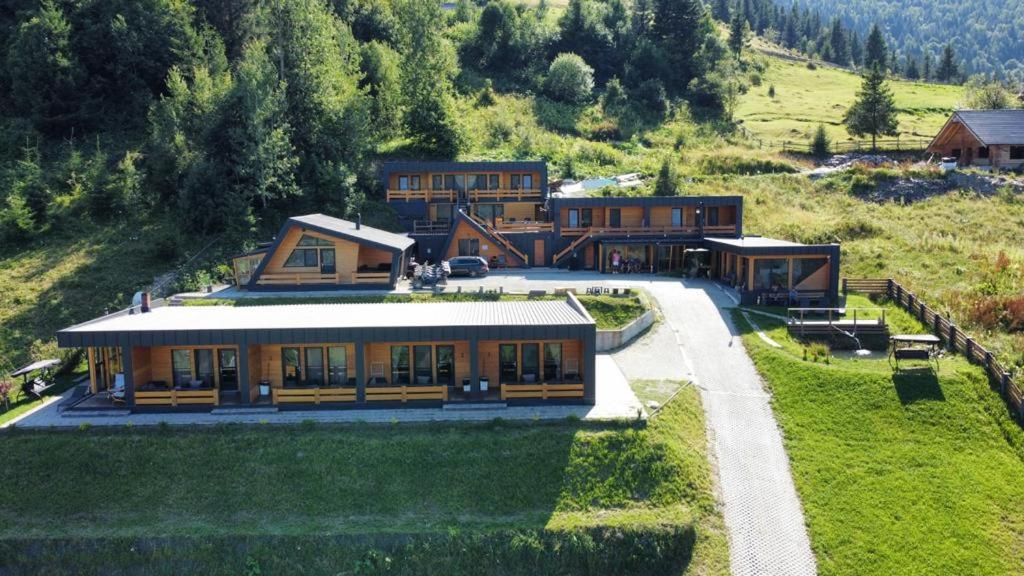 Panoramic Residence