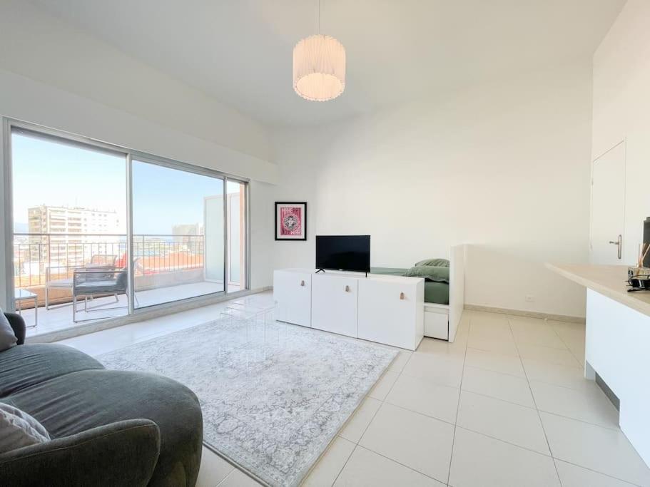 Studio proche Monaco