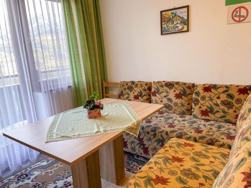 Apartment Oberberghof by Interhome