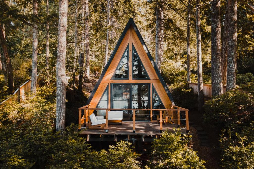 Waterfront Bella Vista A-Frame