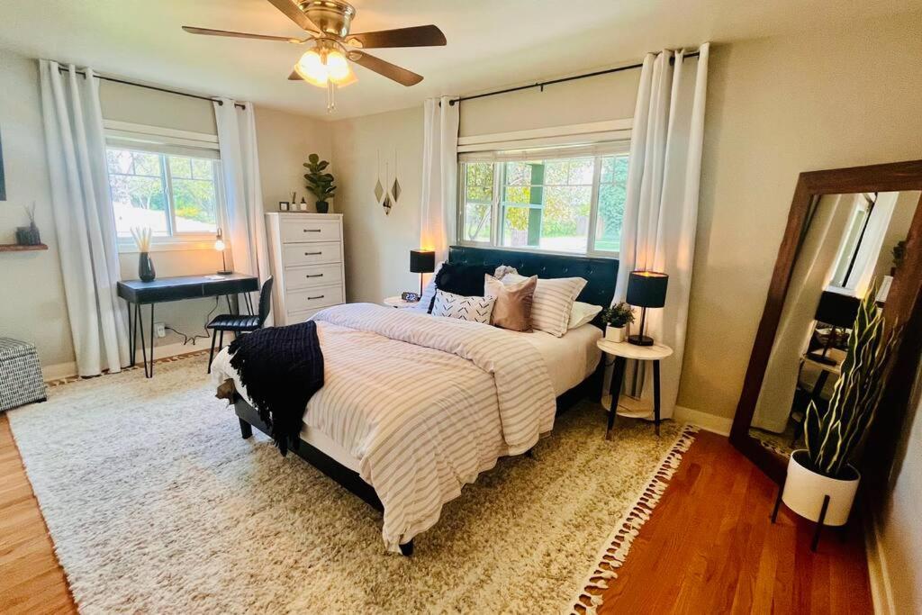 Spacious 2 Bedroom Home w/ Yard
