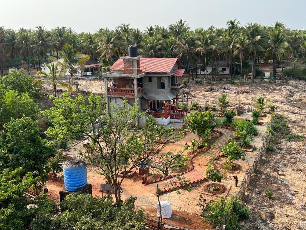 'CLASSIC ANAND BUNGALOW-DELUXE SUITE' AT TARKARLI BEACH, Malvan