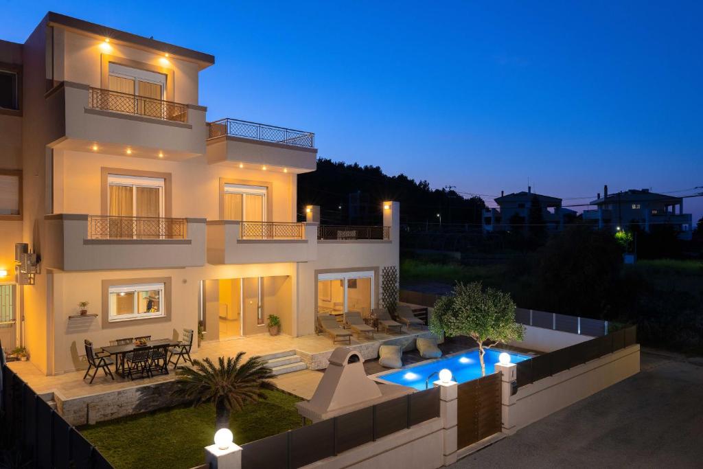 Chrissiida Villa