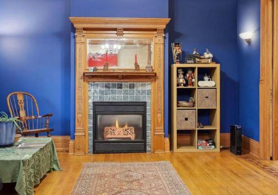 3200 Midwest Place