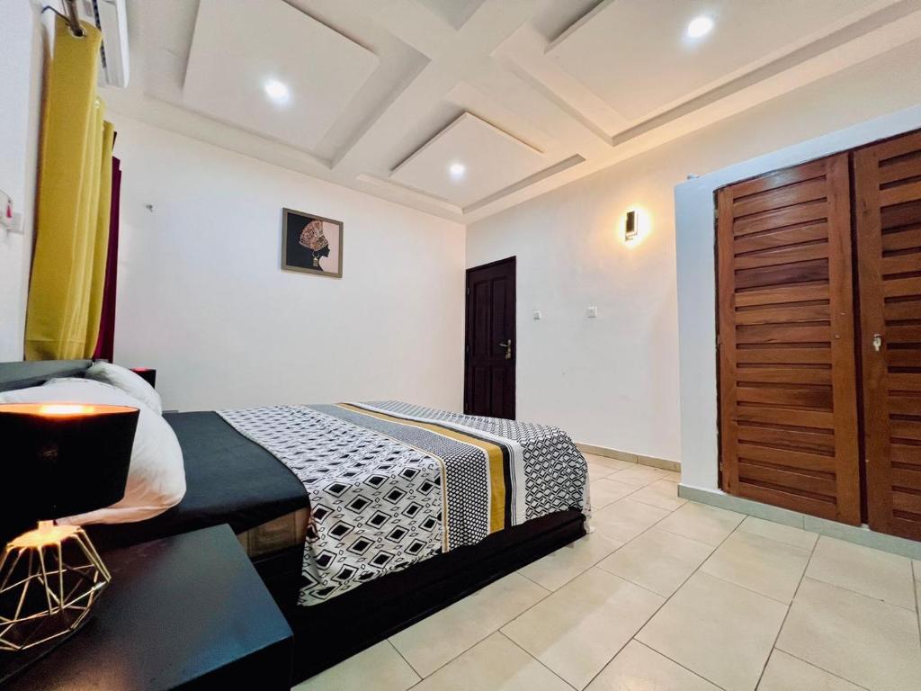 Sublime villa privée de 5 chambres à 1km de la Plage