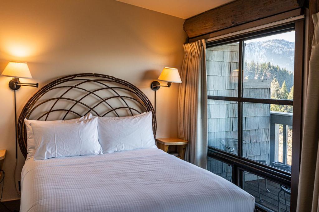 Sun Mountain Lodge