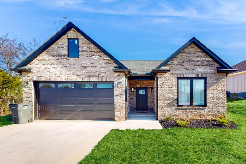 Modern Living Near the River